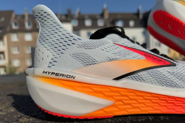 BROOKS Hyperion 2