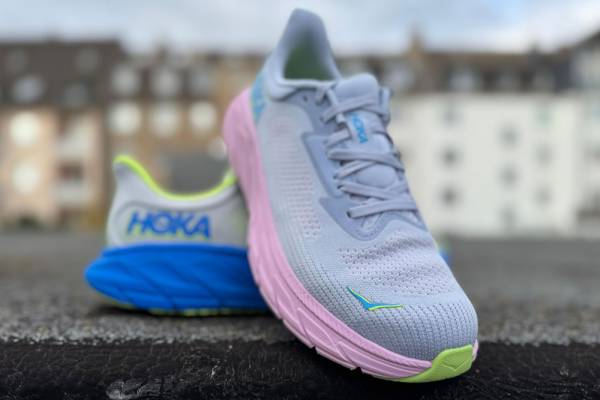 HOKA Arahi 7