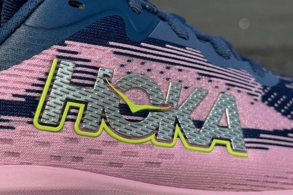 HOKA Skyflow